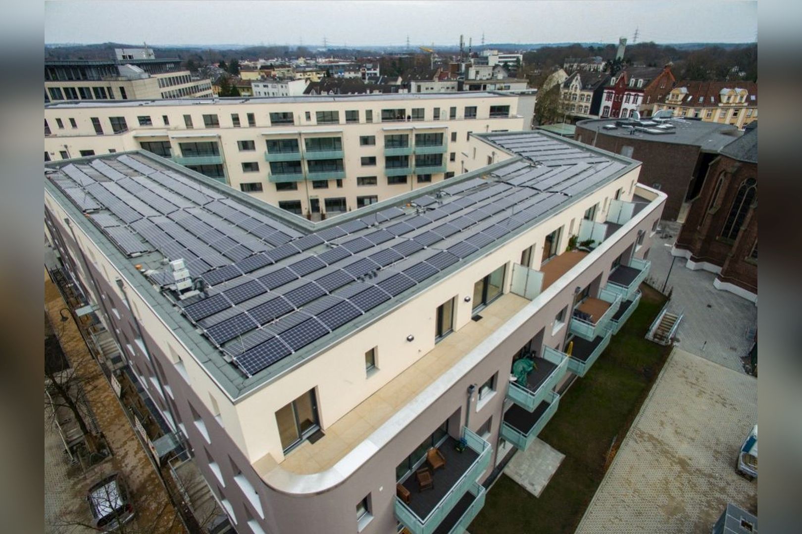 Immobilie Nr.Hilden 034 - 2-Raum-Wohnung mit - Garten - Energie vom Dach - Zentrum vor der Türe und und und... - Bild main.jpg