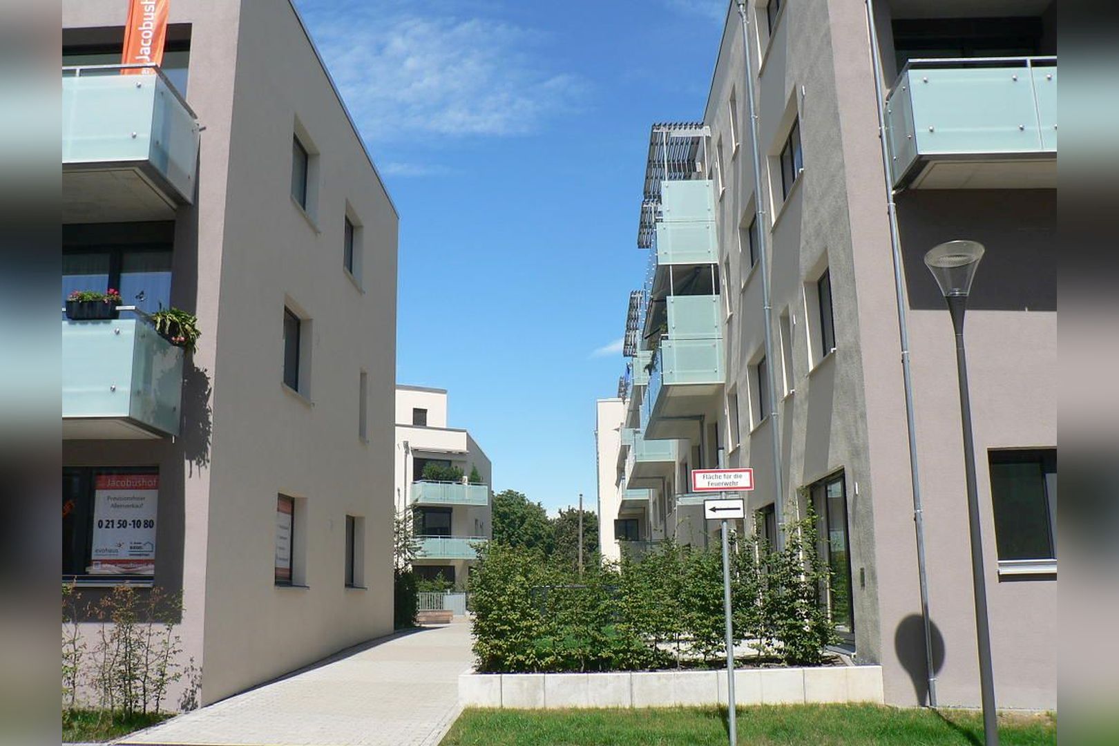 Immobilie Nr.Hilden 007 - 3-Raum-Maisonette-Wohnung mit geschlossenem Küchen u. Essbereich, Terrasse mit kl. Gartenfläche - Bild 14.jpg