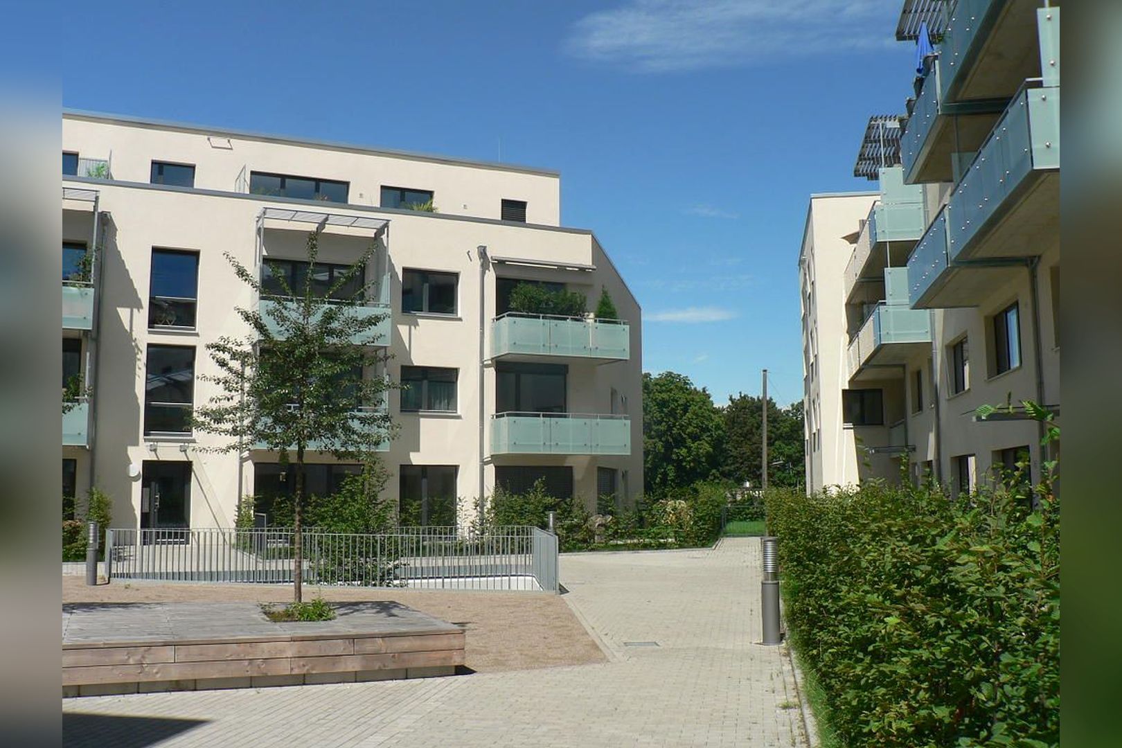 Immobilie Nr.Hilden 007 - 3-Raum-Maisonette-Wohnung mit geschlossenem Küchen u. Essbereich, Terrasse mit kl. Gartenfläche - Bild 16.jpg