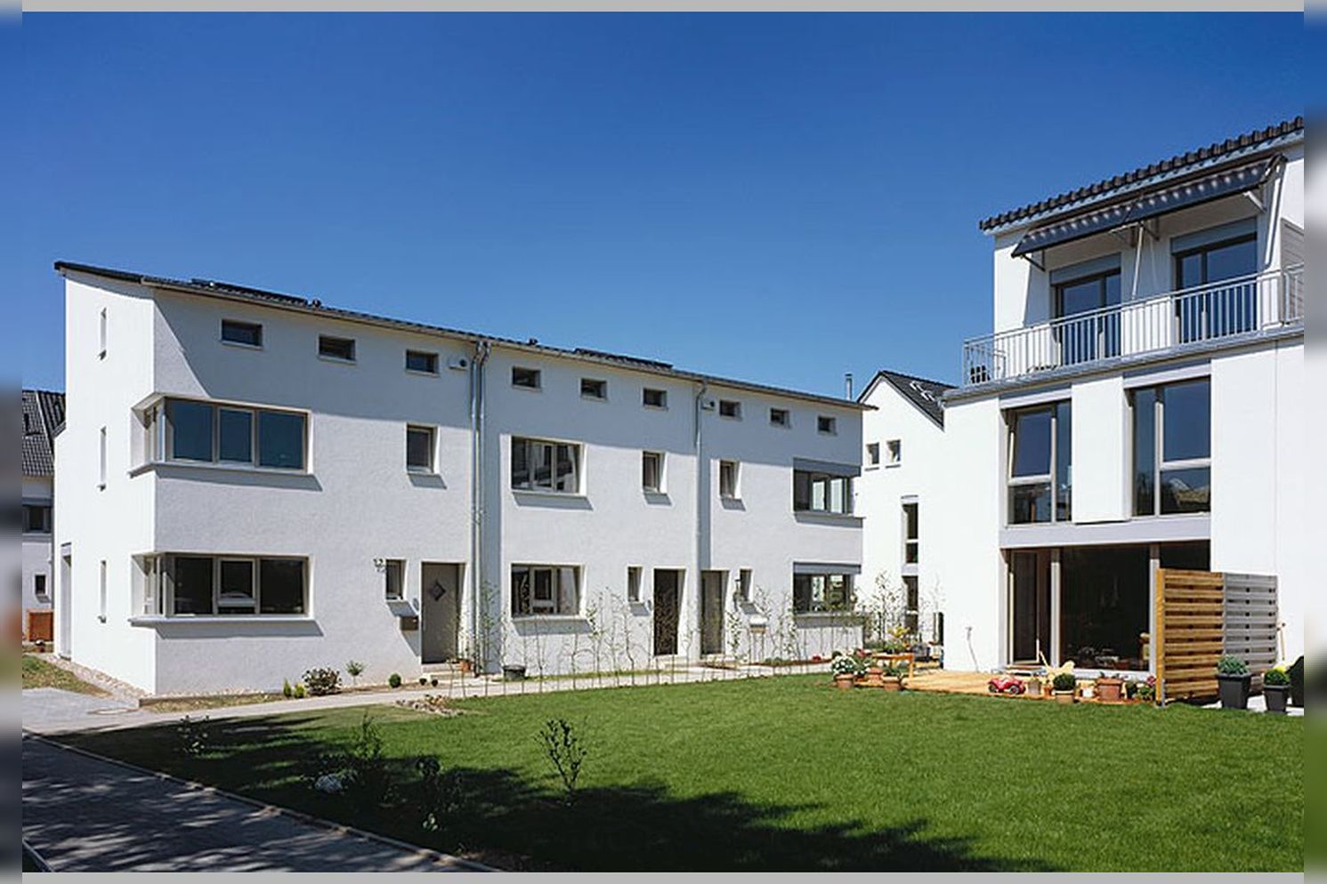 Immobilie Nr.D.dorf-Itter 100 - Reihenhäuser, Doppelhaushälften, Eigentumswohnungen auf Erbpacht - Bild 7.jpg