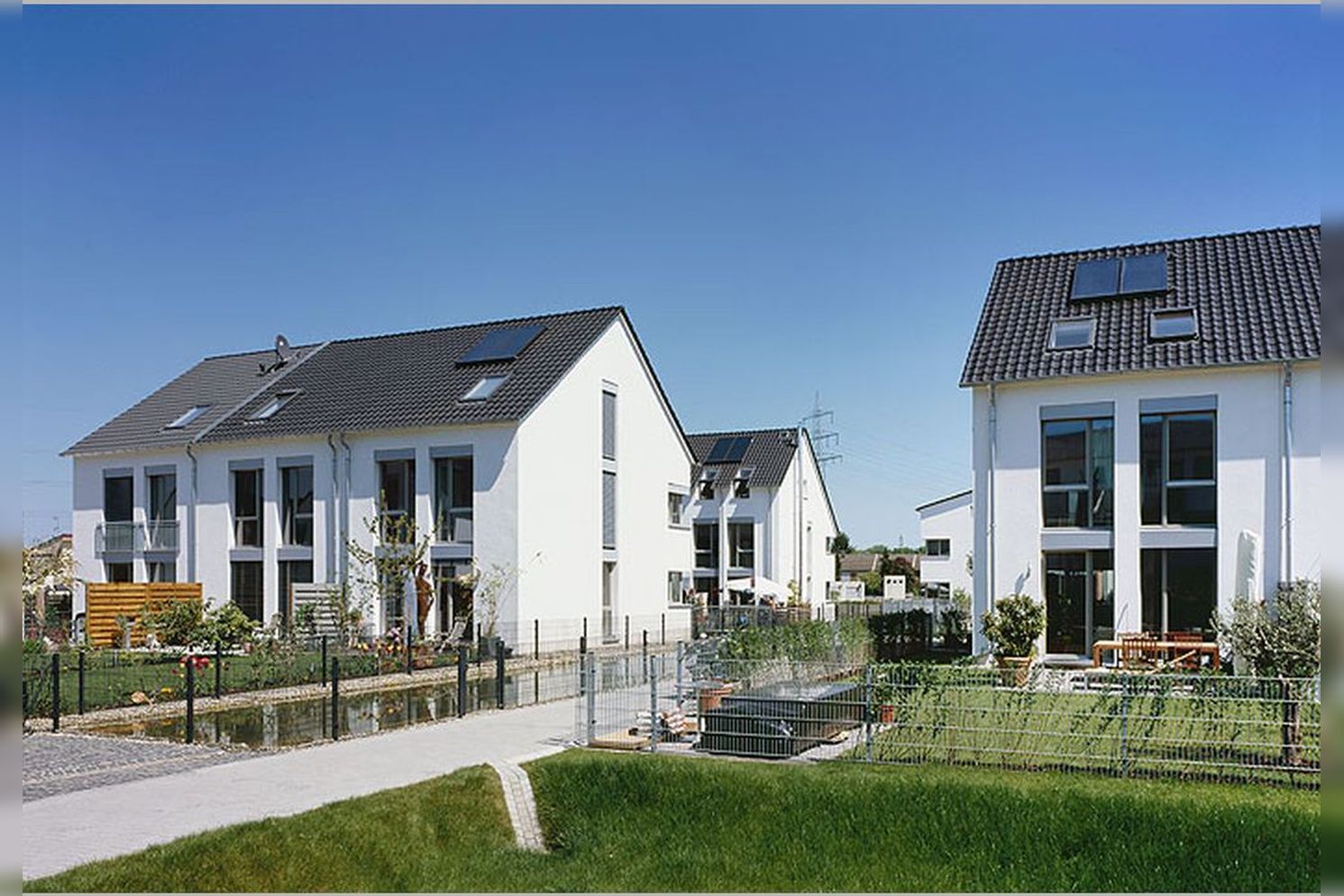 Immobilie Nr.D.dorf-Itter 100 - Reihenhäuser, Doppelhaushälften, Eigentumswohnungen auf Erbpacht - Bild 8.jpg