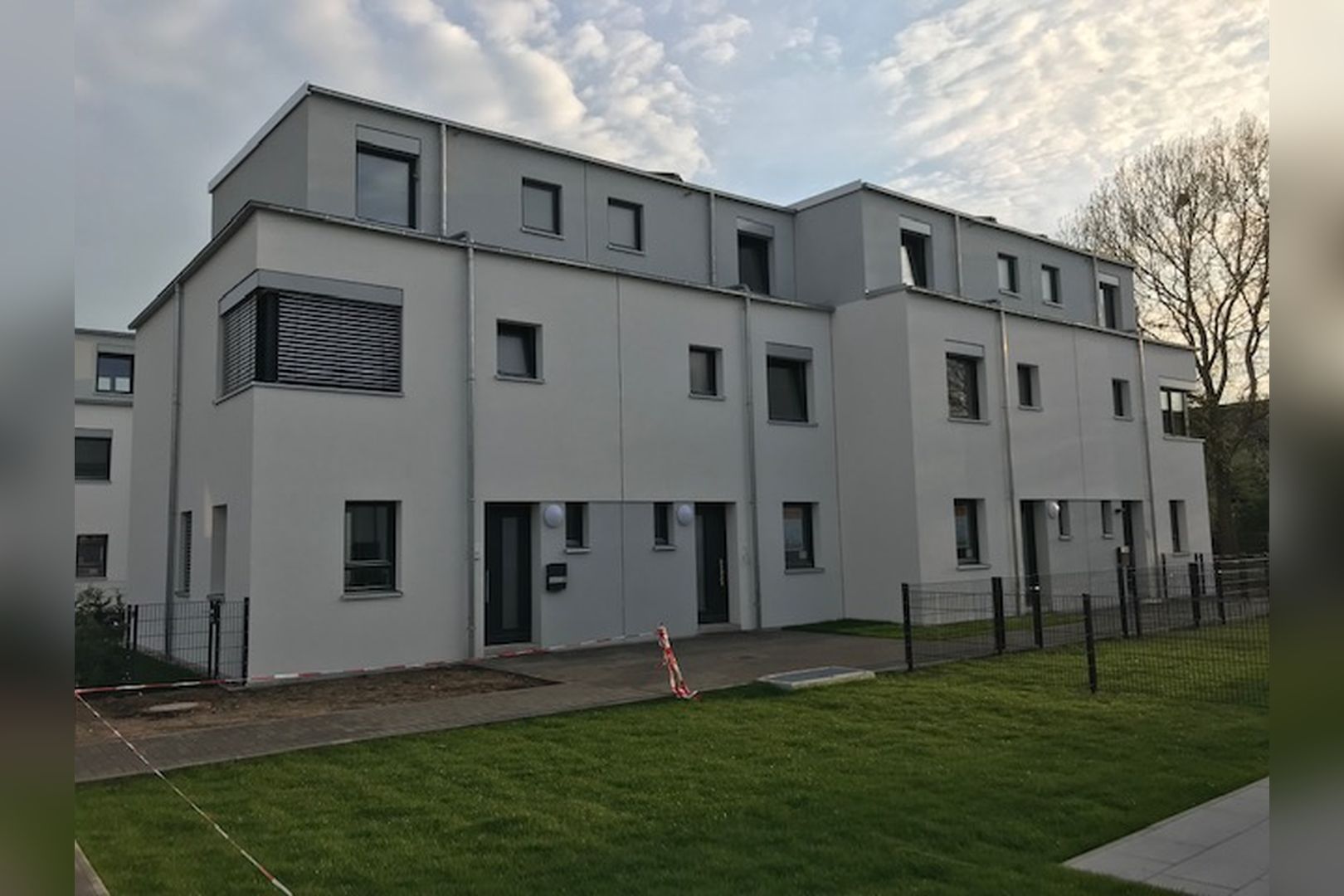 Immobilie Nr.BÖ-000 - Energieeffizientes Neubauquartier mit 20 Wohneinheiten und TG - Bild 15.jpg