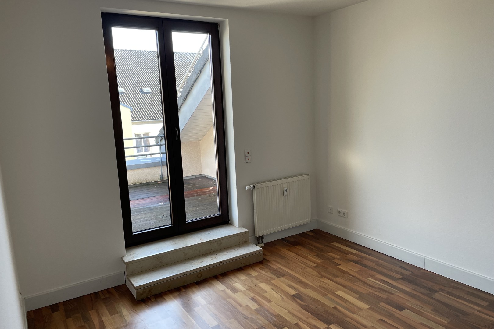 Immobilie Nr.0379 - 3-Zimmer-Wohnung Maisonette mit 2 Balkonen - Bild 6.jpg