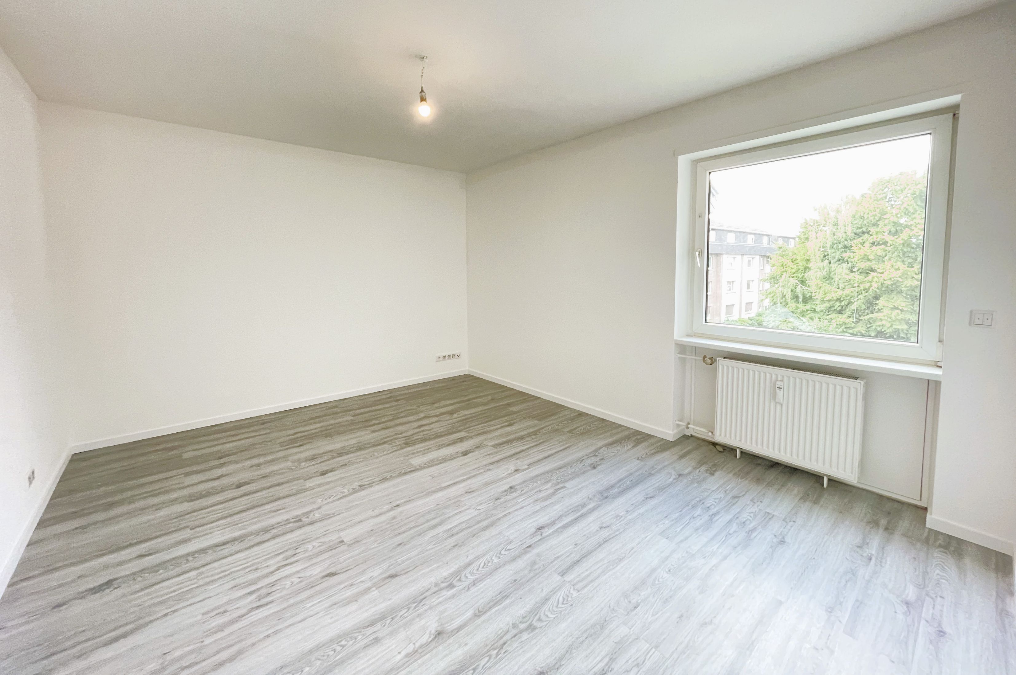 Immobilie Nr.0422 - Etagenwohnung mit Balkon - Bild 10.jpg