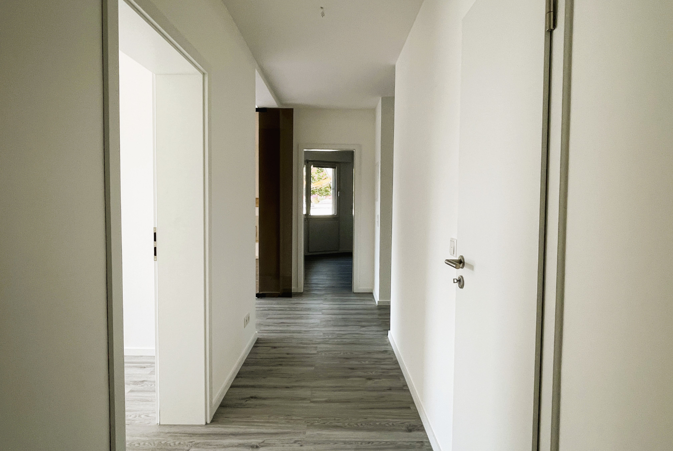 Immobilie Nr.0422 - Etagenwohnung mit Balkon - Bild 6.jpg