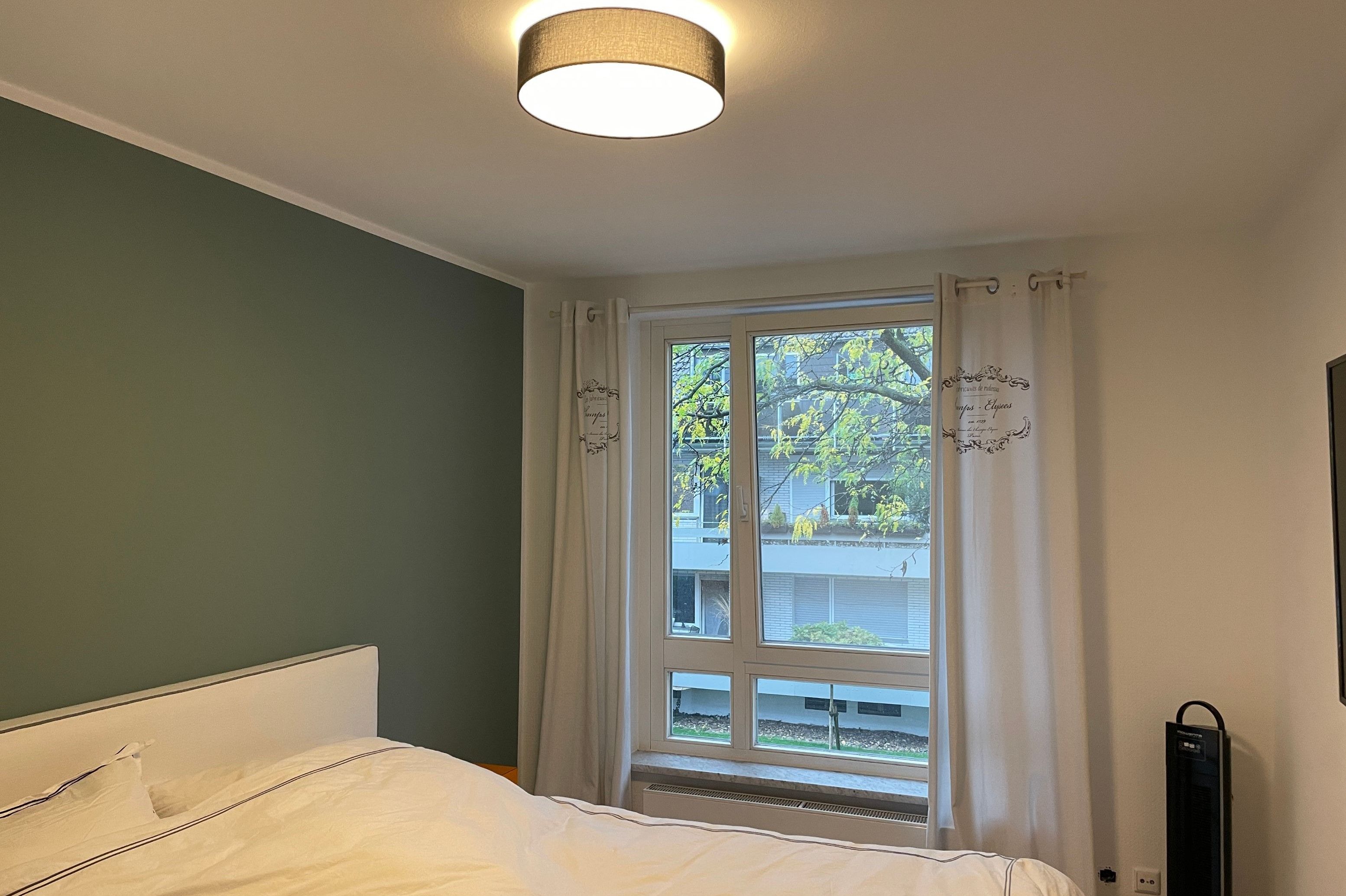 Immobilie Nr.0445 - 3-Zimmer-Wohnung mit großem Balkon u. TG-Platz - Bild 11.jpg