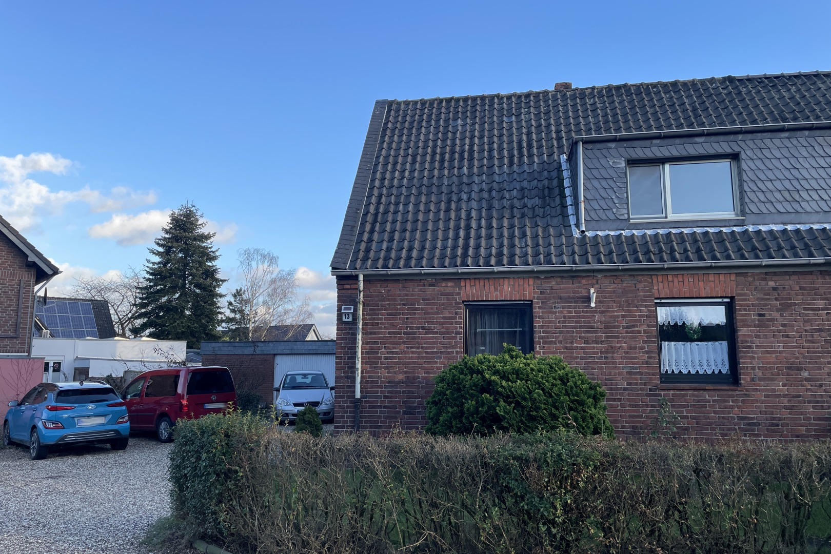 Immobilie Nr.0447b - Zweifamilienhaus - Bild 2.jpg