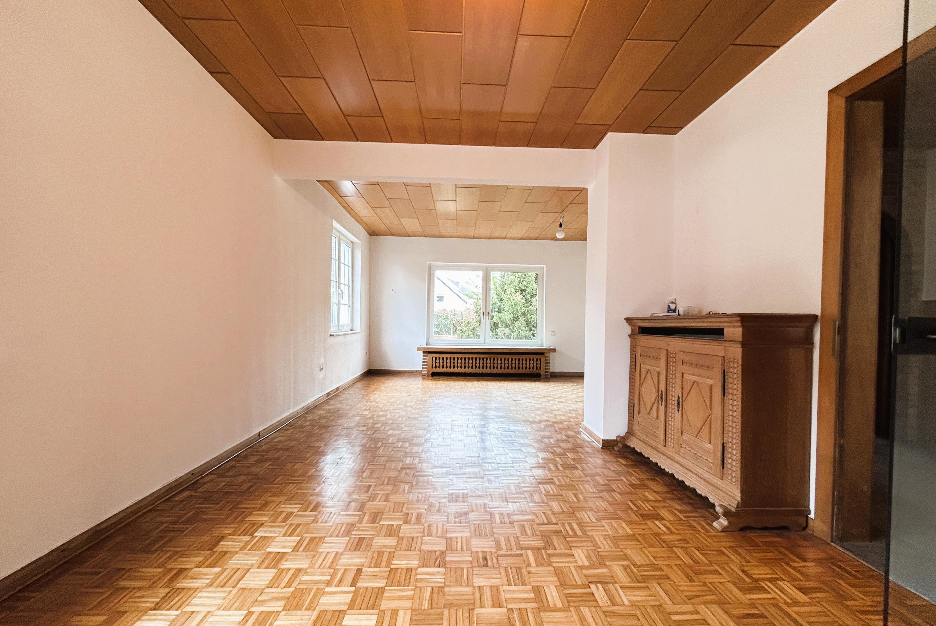 Immobilie Nr.0527 - freistehendes Einfamilienhaus - Bild 3.jpg