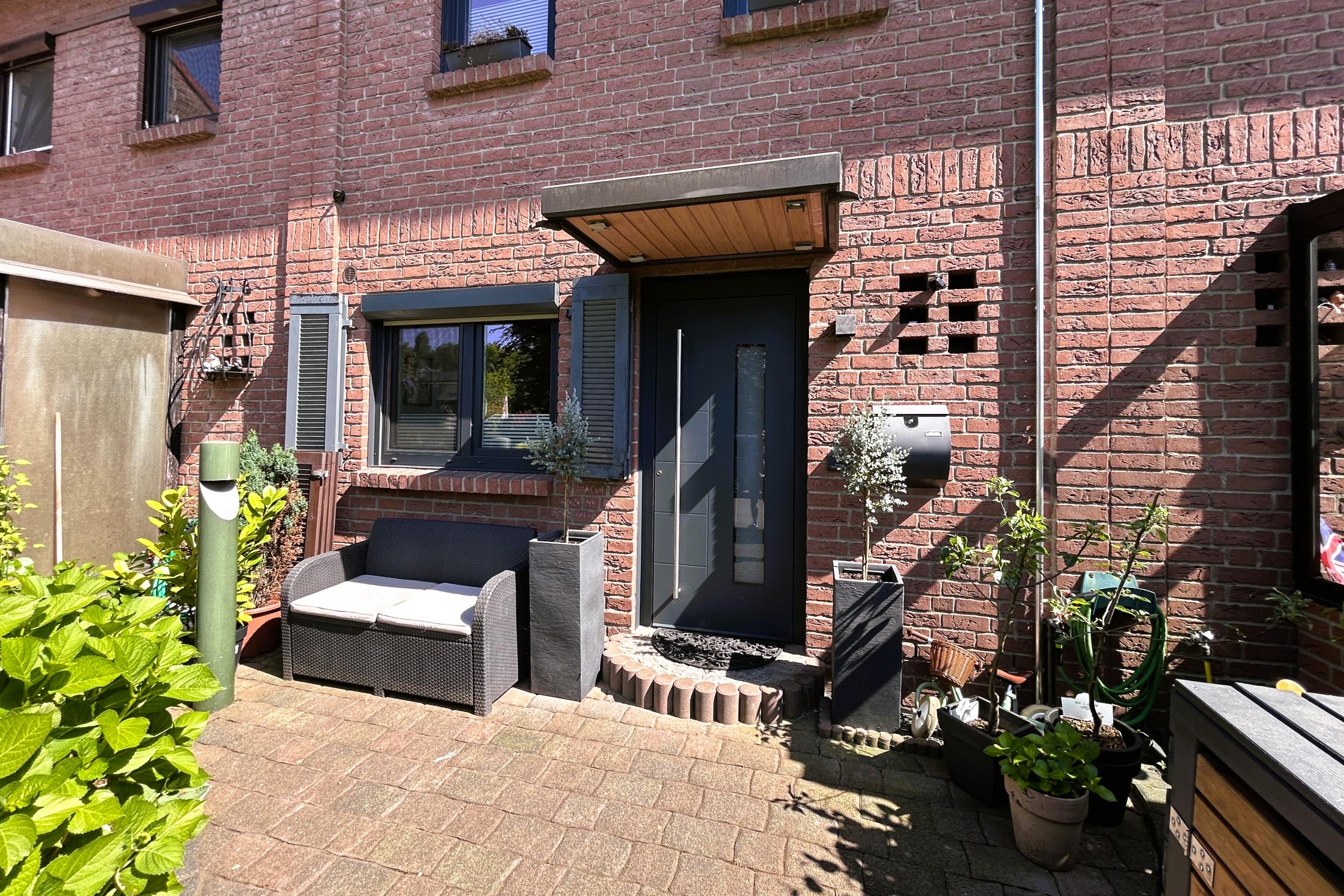 Immobilie Nr.0534 - Reihenmittelhaus - Bild 2.jpg