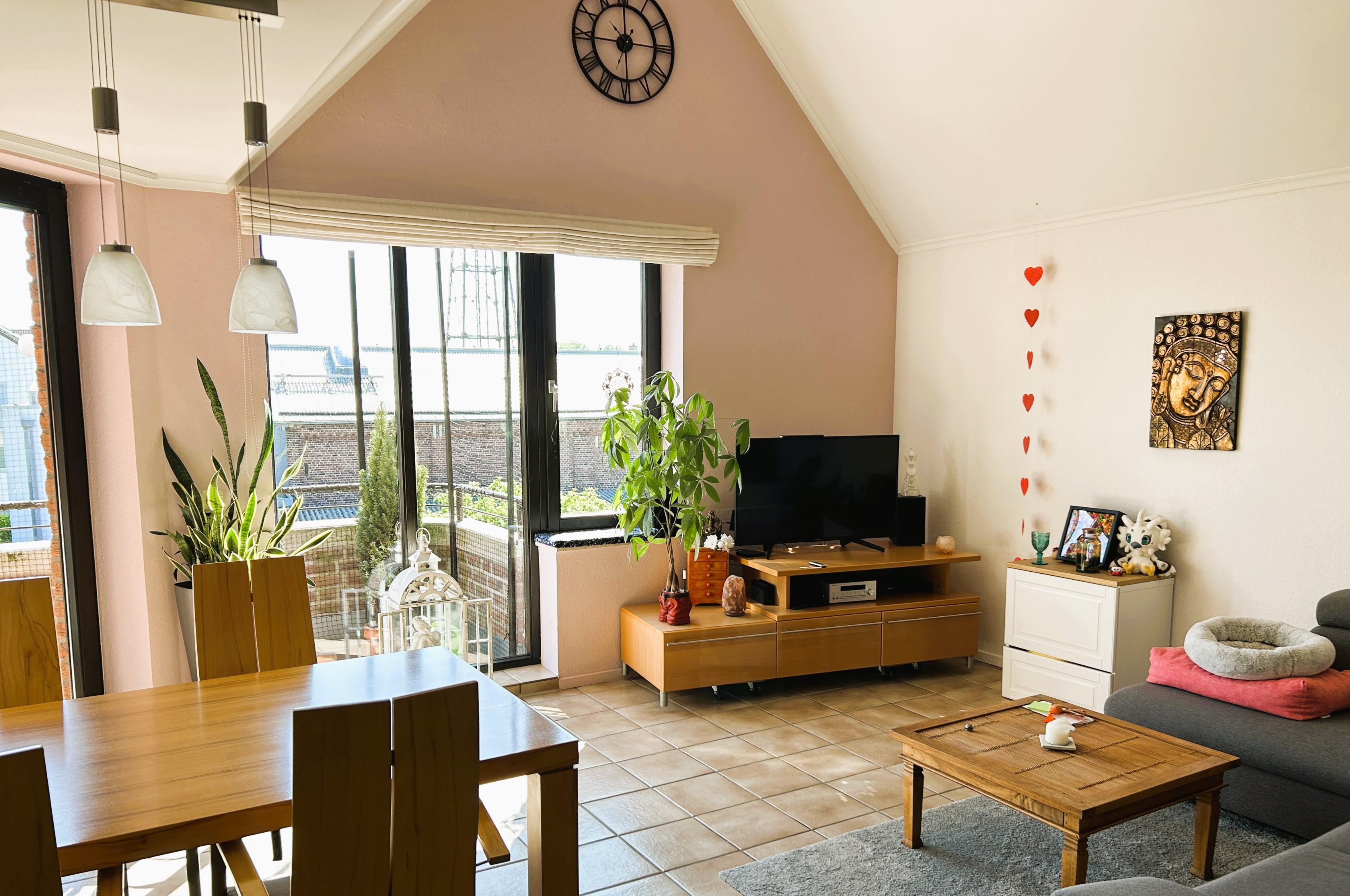 Immobilie Nr.0530 - 3-Zimmer-Wohnung mit Balkon und Stellplatz - Bild 2.jpg