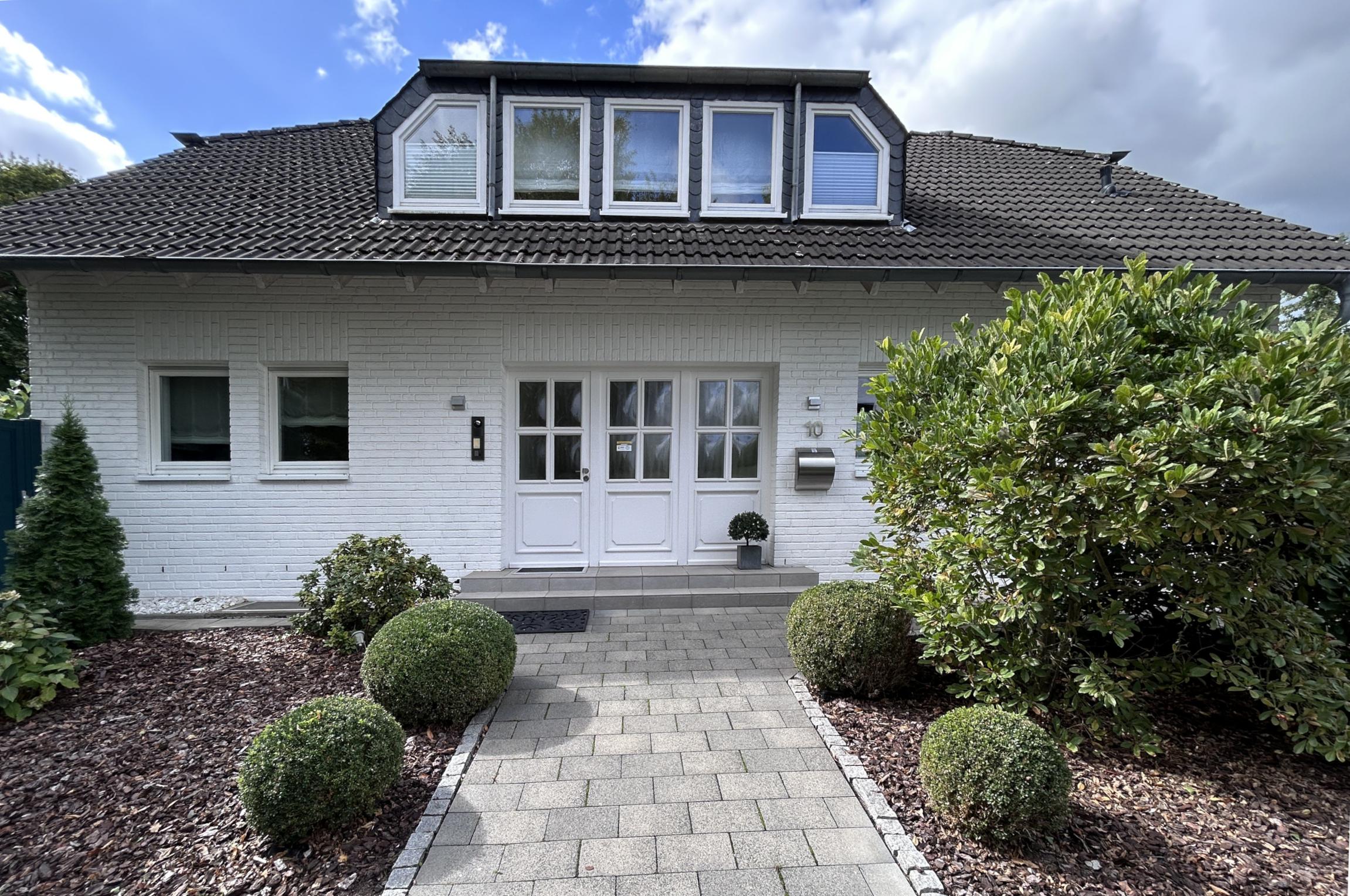 Immobilie Nr.0549 - Einfamilienhaus - Bild main.jpg