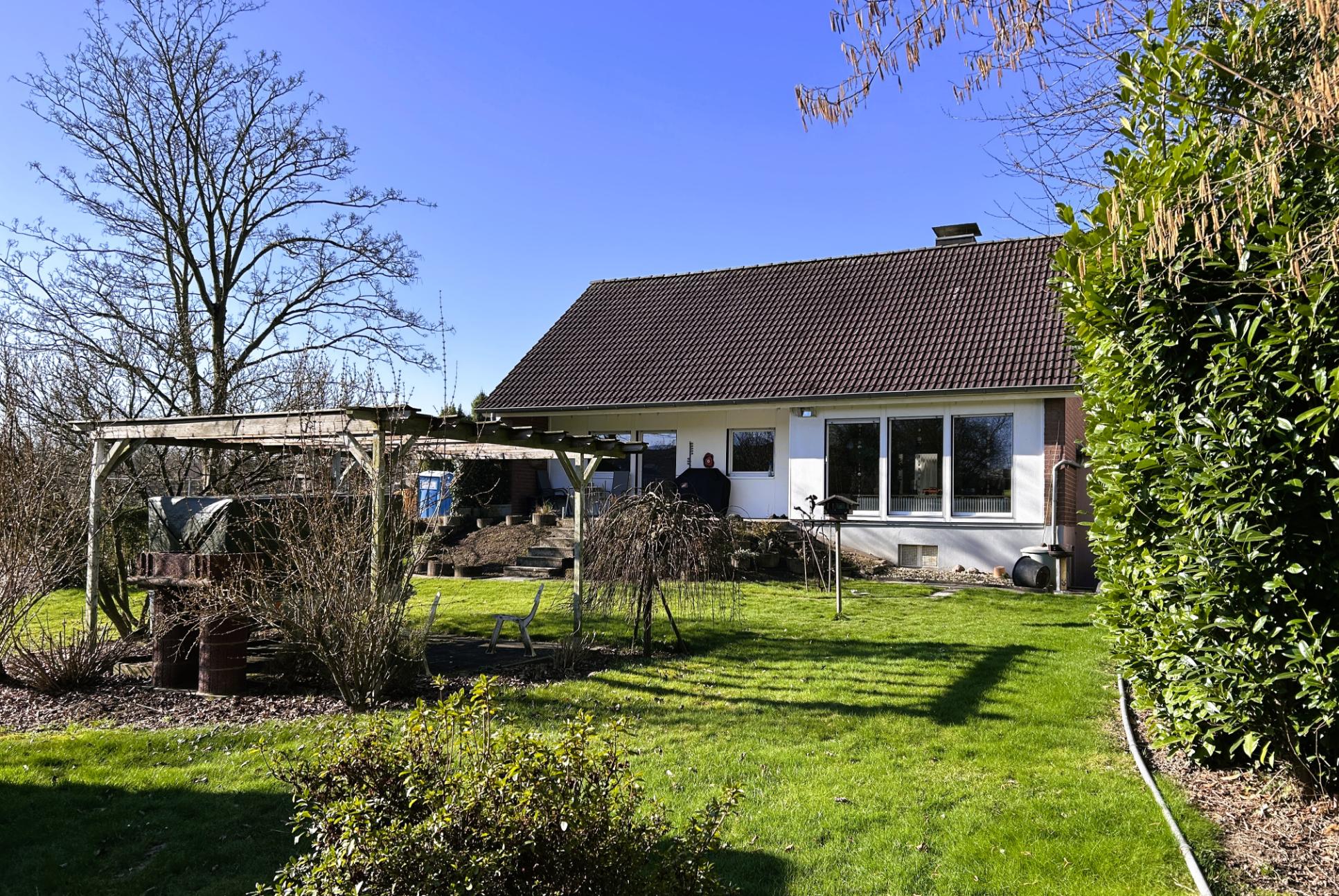 Immobilie Nr.0511a - Baugrundstück für eine DDH mit Altbestand - Bild 9.jpg