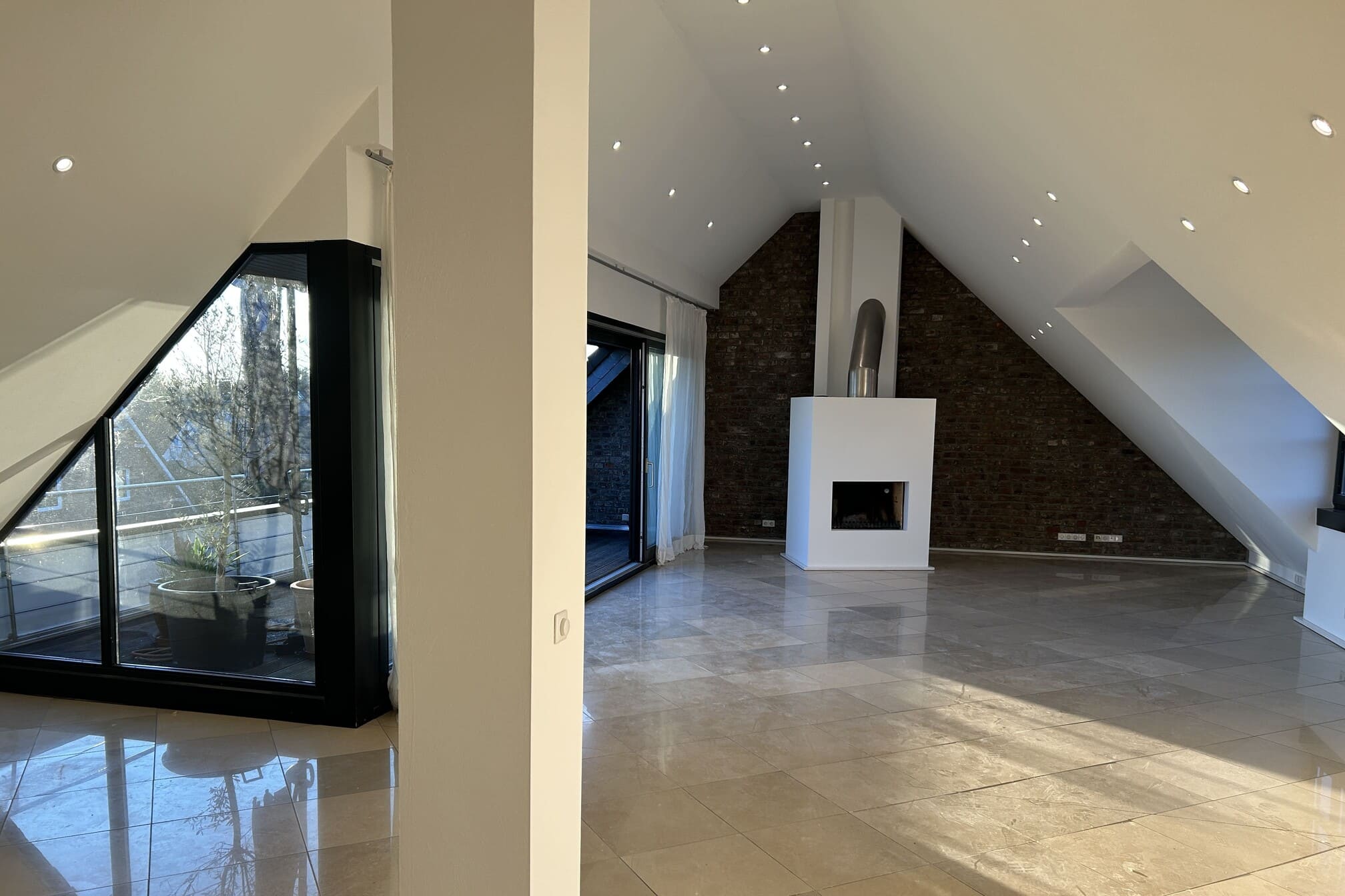 Immobilie Nr.0654 - Dachgeschosswohnung  - Bild 17.jpg