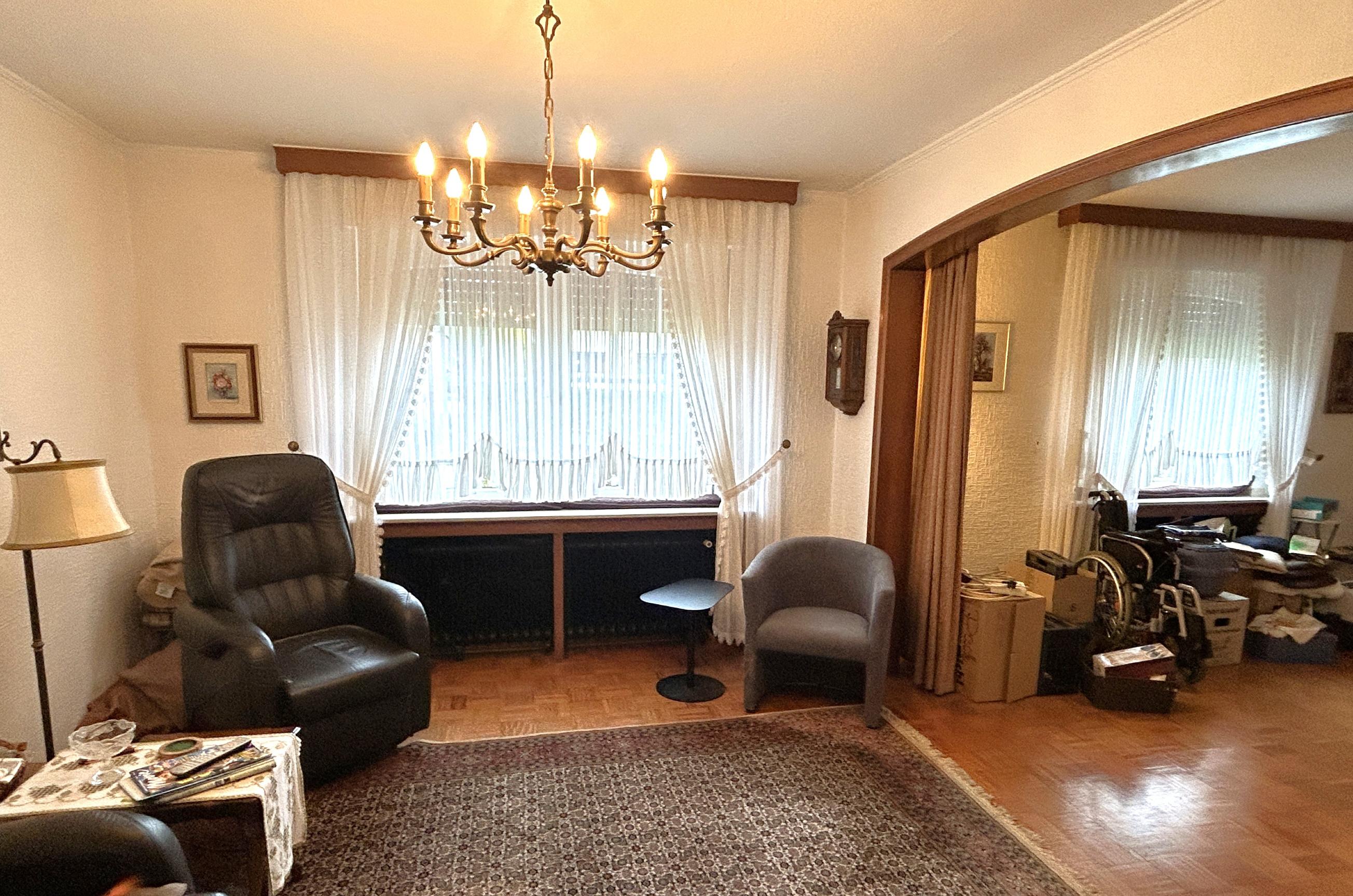 Immobilie Nr.0572 - Einfamilienhaus mit Baugrundstück - Bild 4.jpg