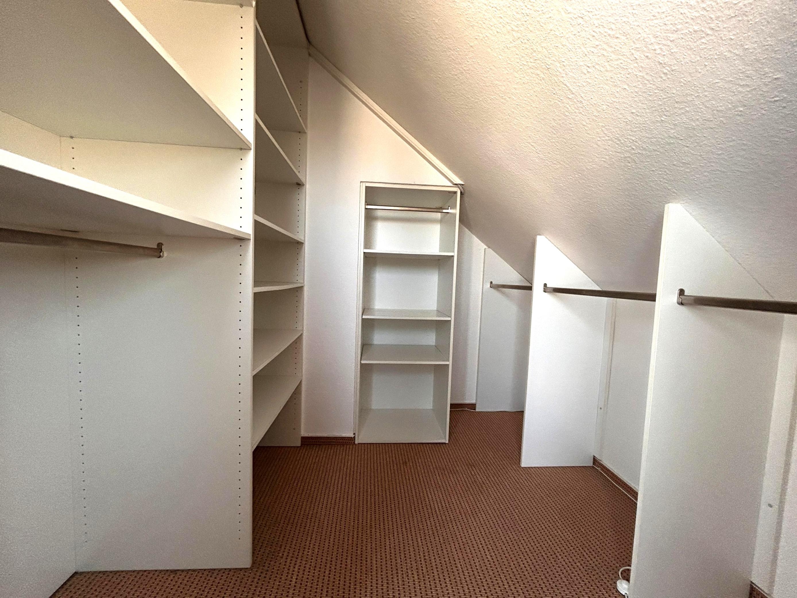 Immobilie Nr.0560 - Maisonettewohnung - Bild 16.jpg