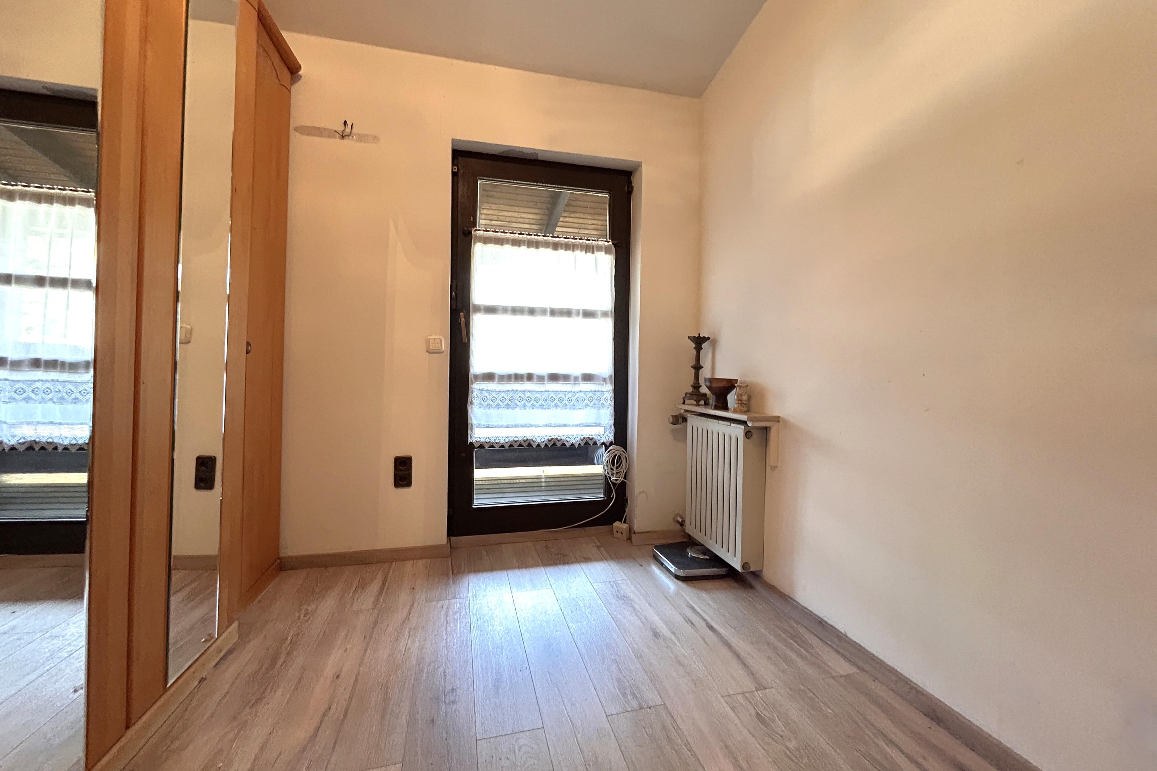 Immobilie Nr.0581 - Zweifamilienhaus - Bild 12.jpg