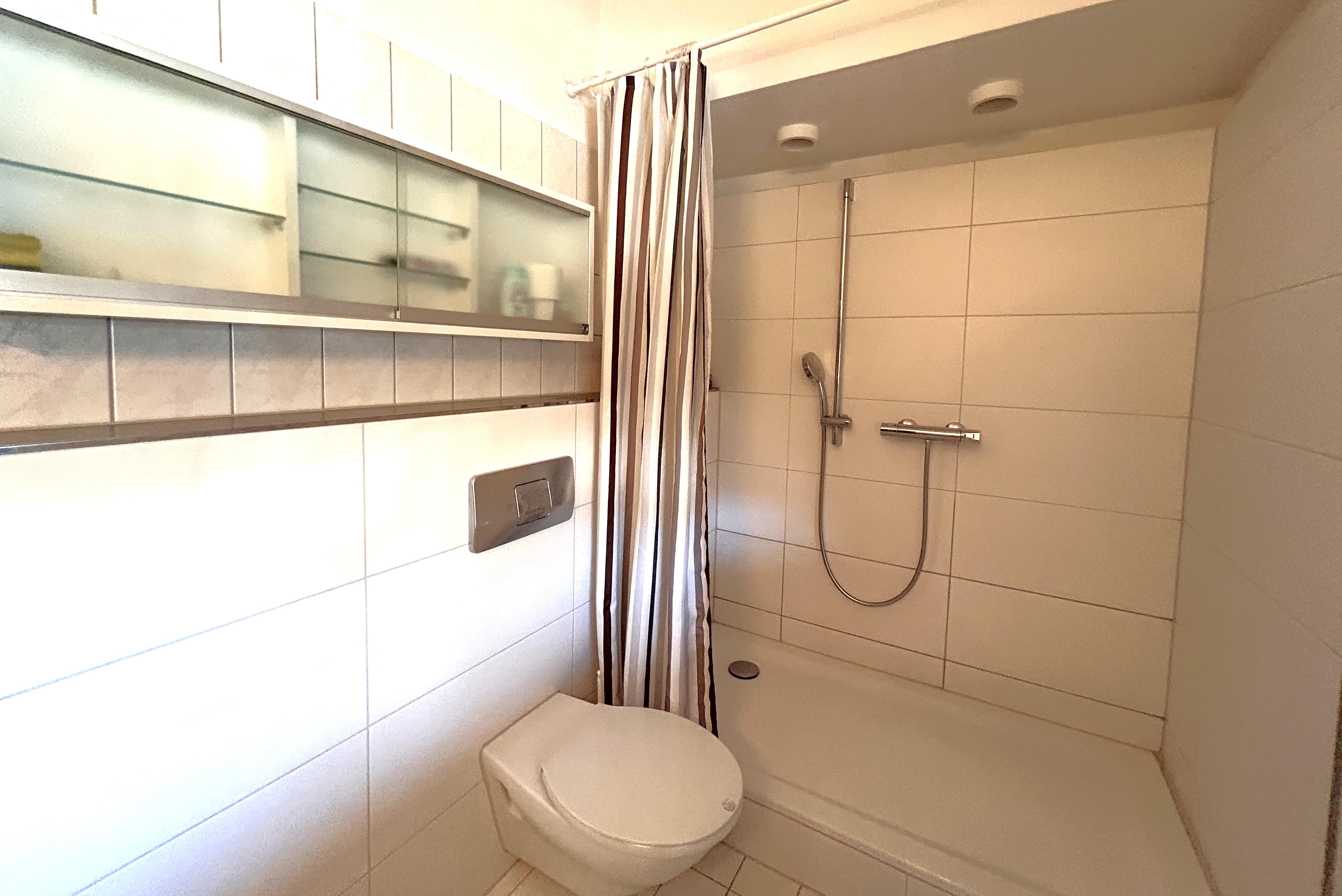 Immobilie Nr.0581 - Zweifamilienhaus - Bild 14.jpg