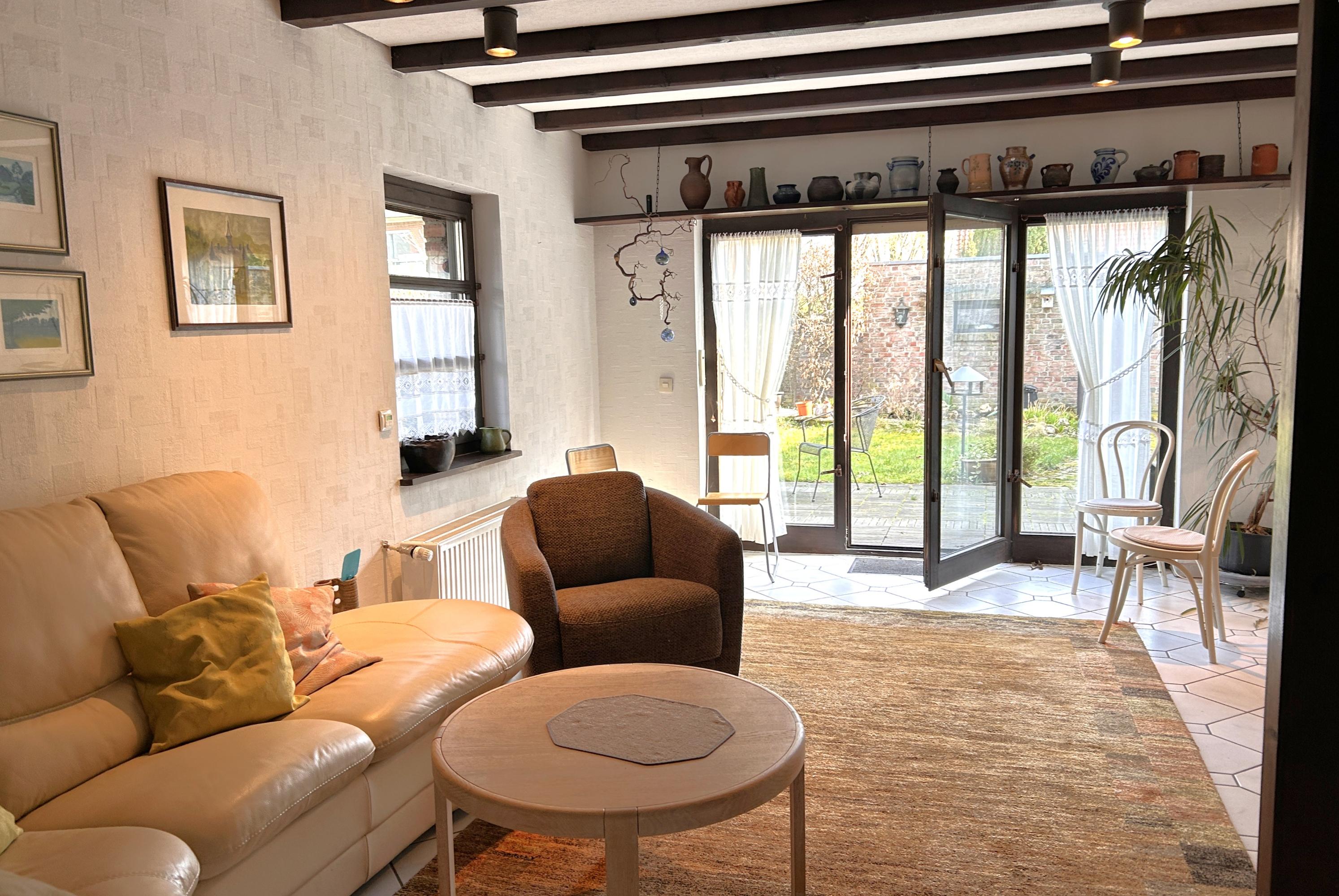 Immobilie Nr.0581 - Zweifamilienhaus - Bild 3.jpg