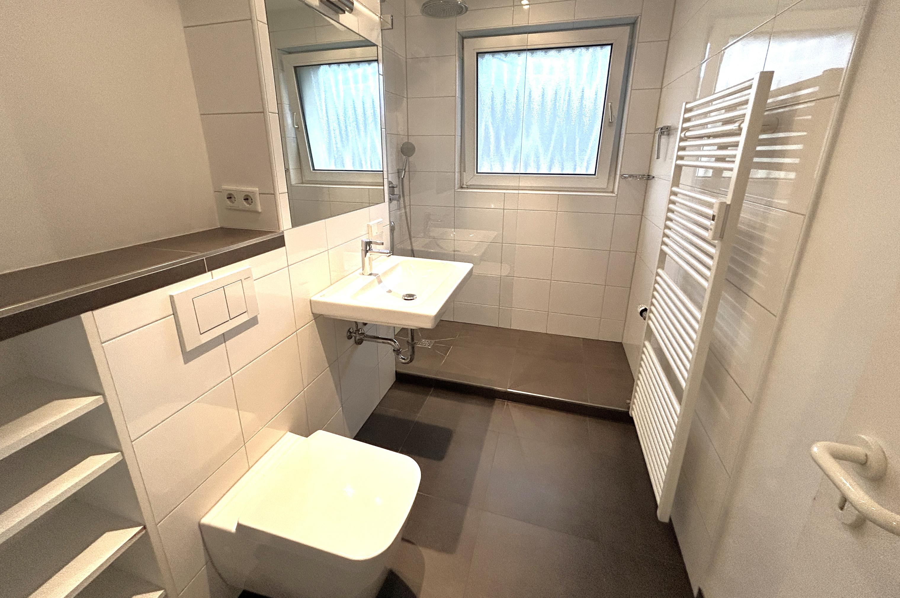 Immobilie Nr.0585 - Dachgeschosswohnung - Bild 4.jpg