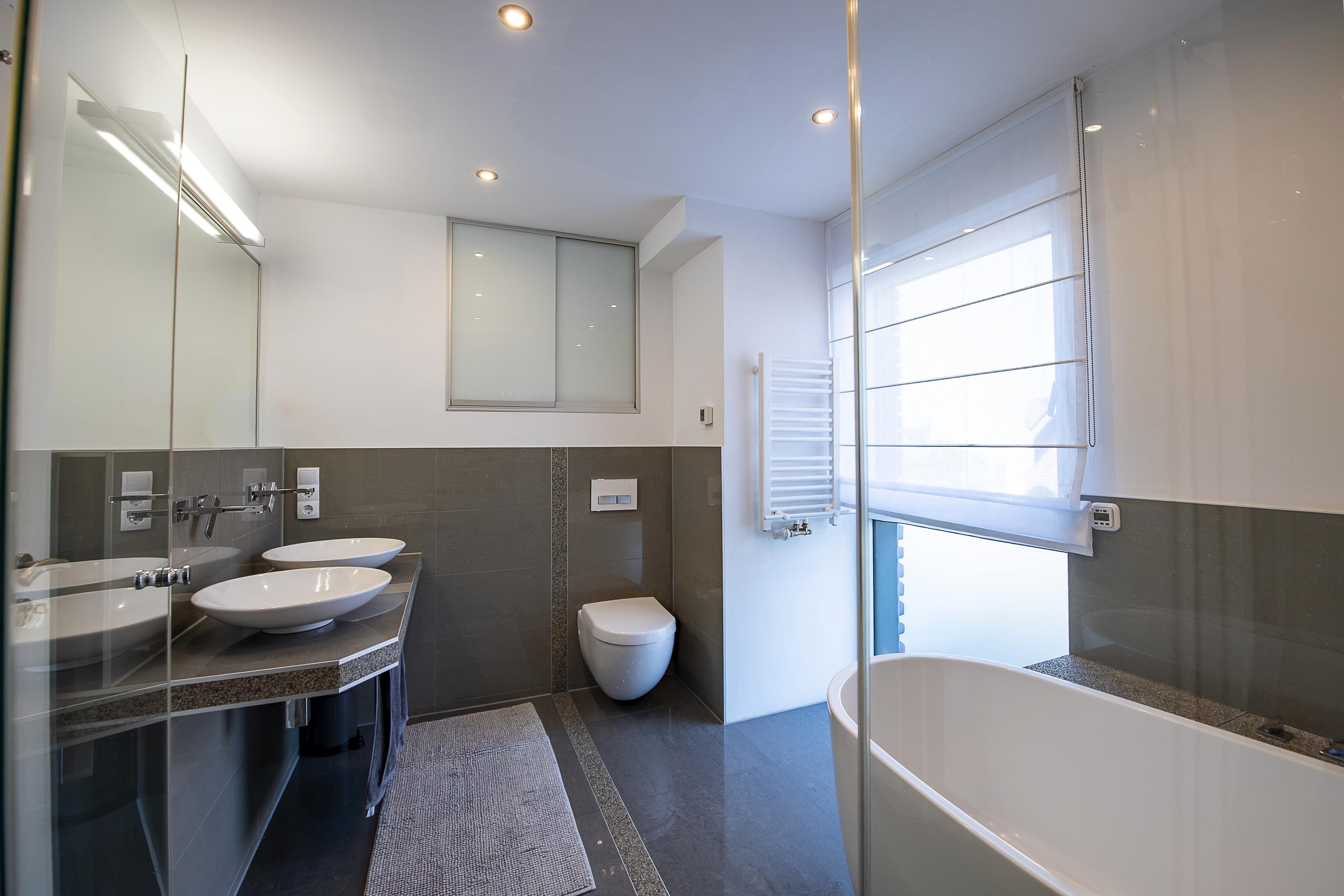 Immobilie Nr.0582 - Einfamilienhaus als Doppelhaus - Bild 9.jpg