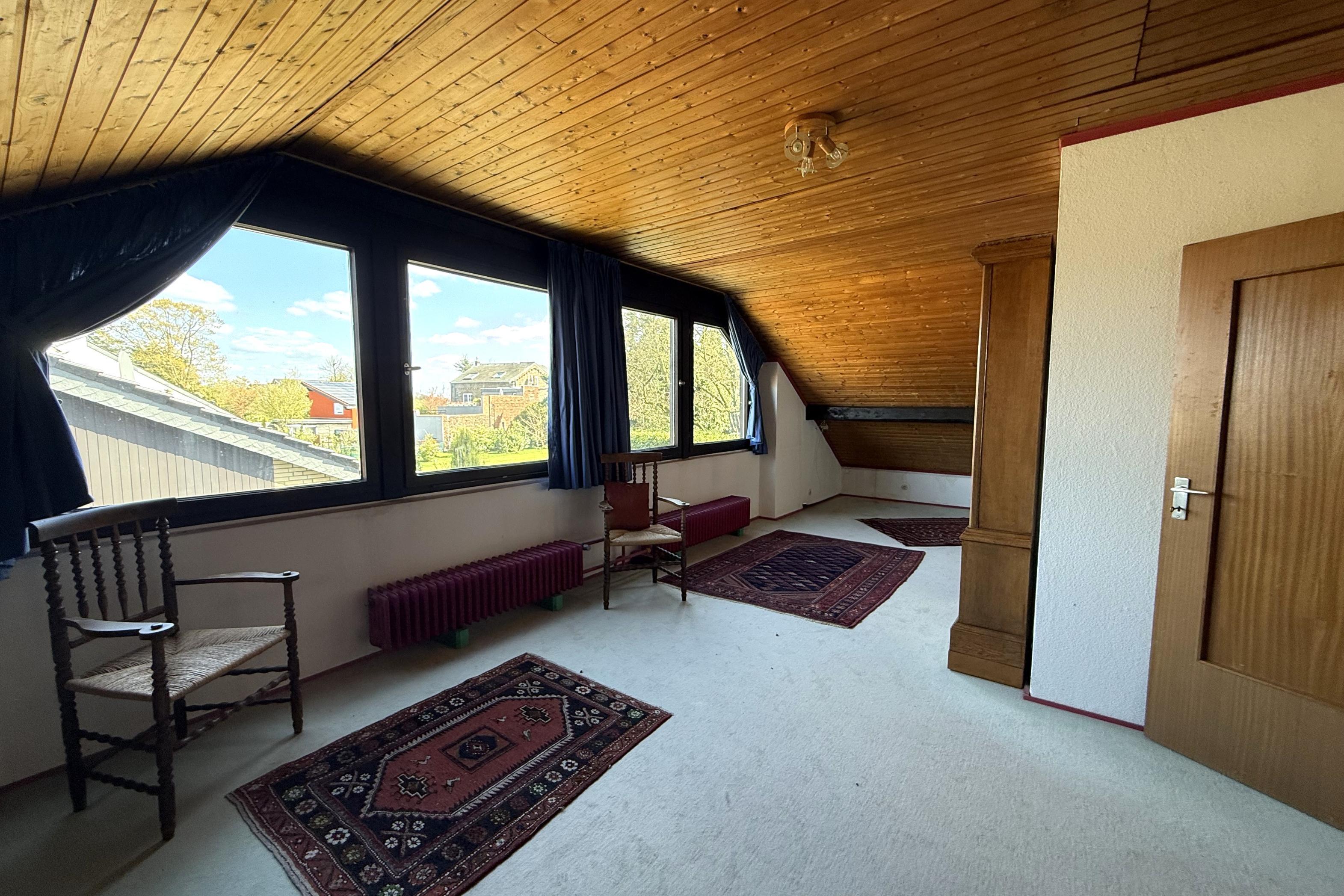 Immobilie Nr.0588  - Ein - Zweifamilienhaus  - Bild 13.jpg