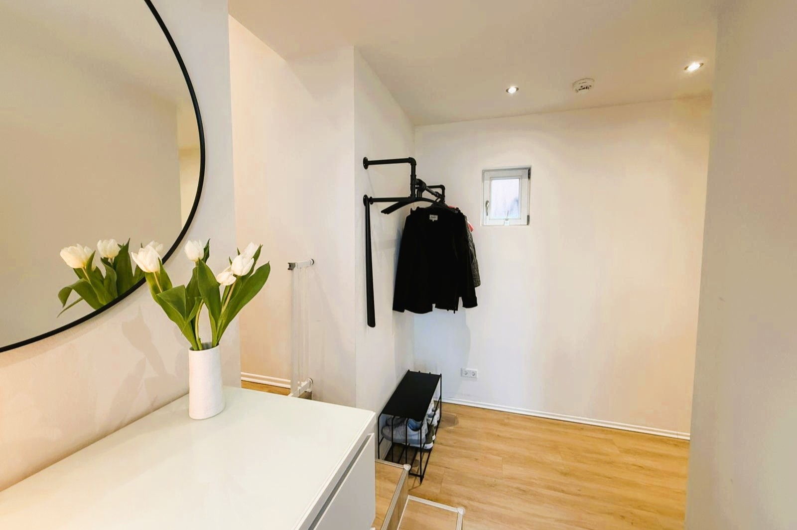 Immobilie Nr.0592 - Zweifamilienhaus - Bild 3.jpg