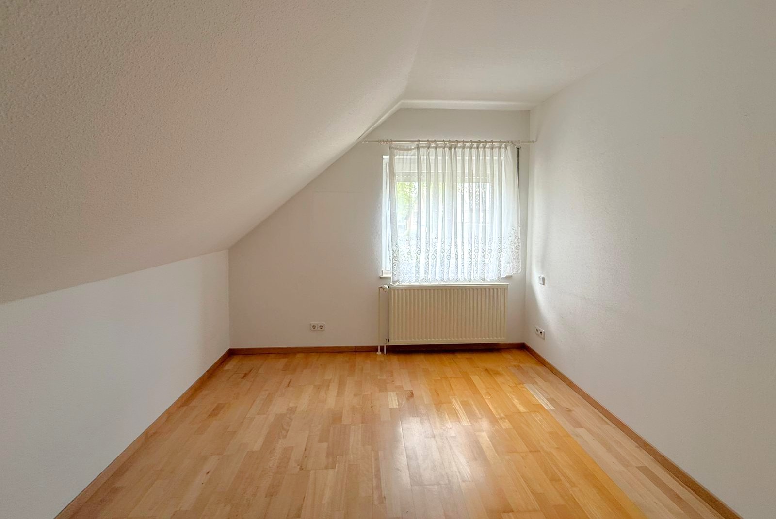 Immobilie Nr.0591 - Zweifamilienhaus - Bild 17.jpg