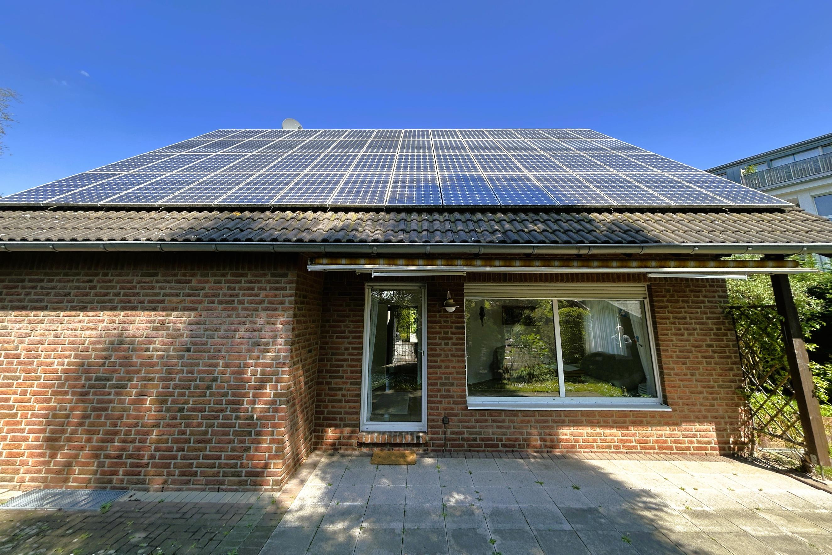 Immobilie Nr.0591 - Zweifamilienhaus - Bild 2.jpg