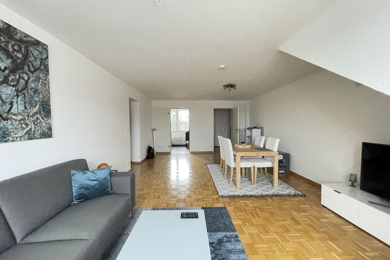 Immobilie Nr.0604 - Dachgeschosswohnung - Bild 3.jpg