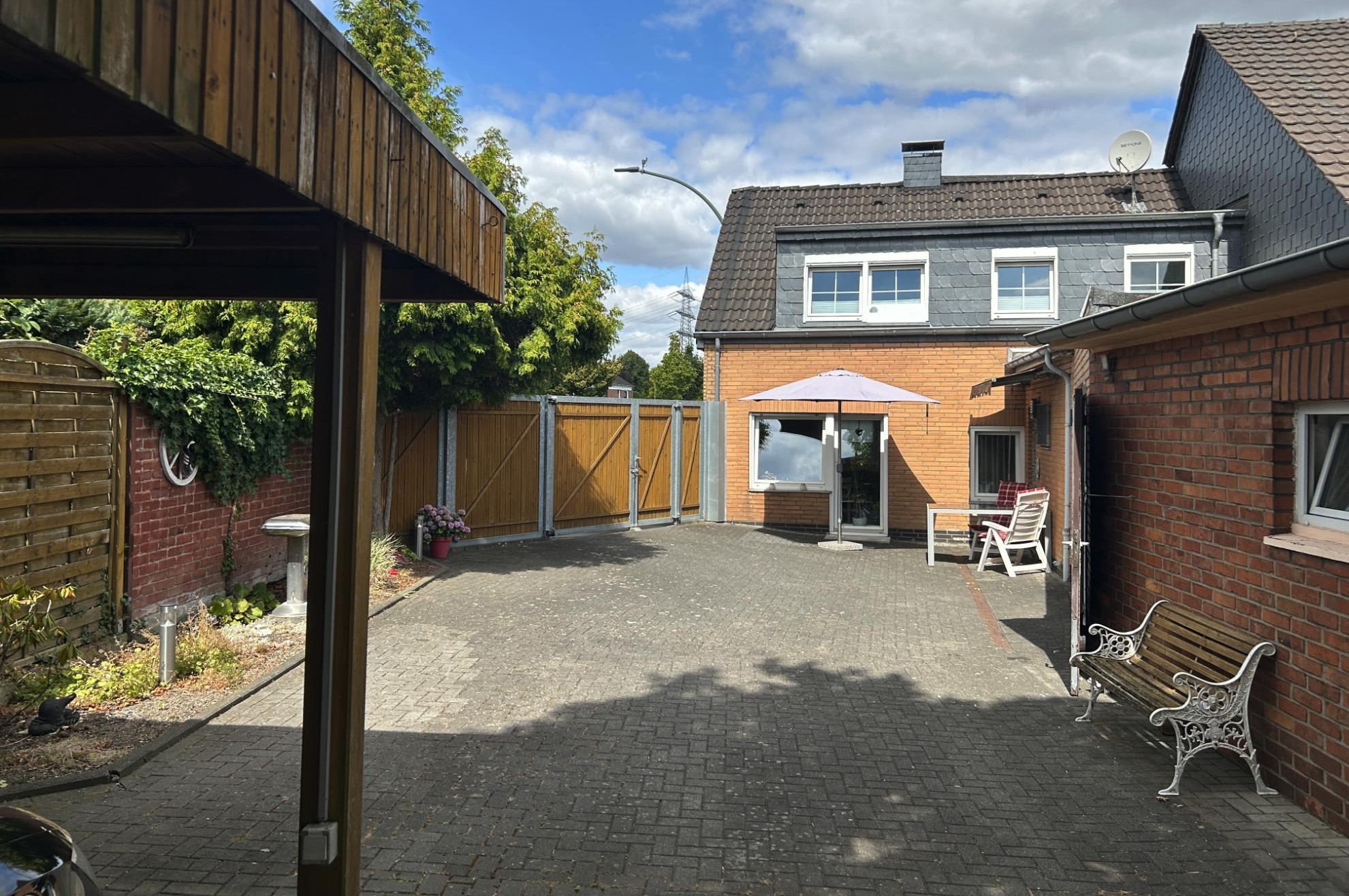 Immobilie Nr.0619 - Einfamilienhaus als Doppelhaushälfte - Bild 2.jpg