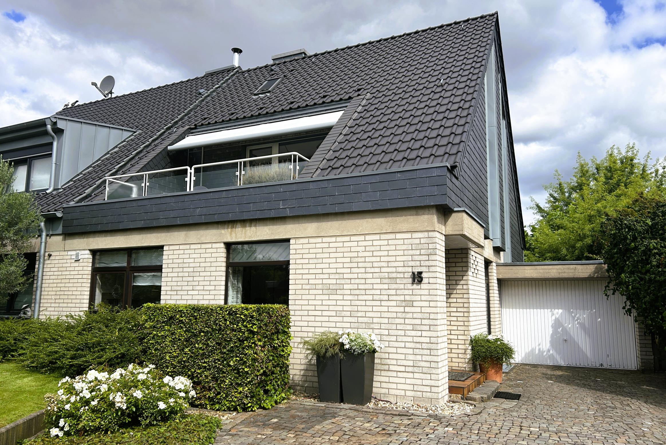 Immobilie Nr.0616 - Einfamilienhaus als Doppelhaushälfte - Bild 2.jpg