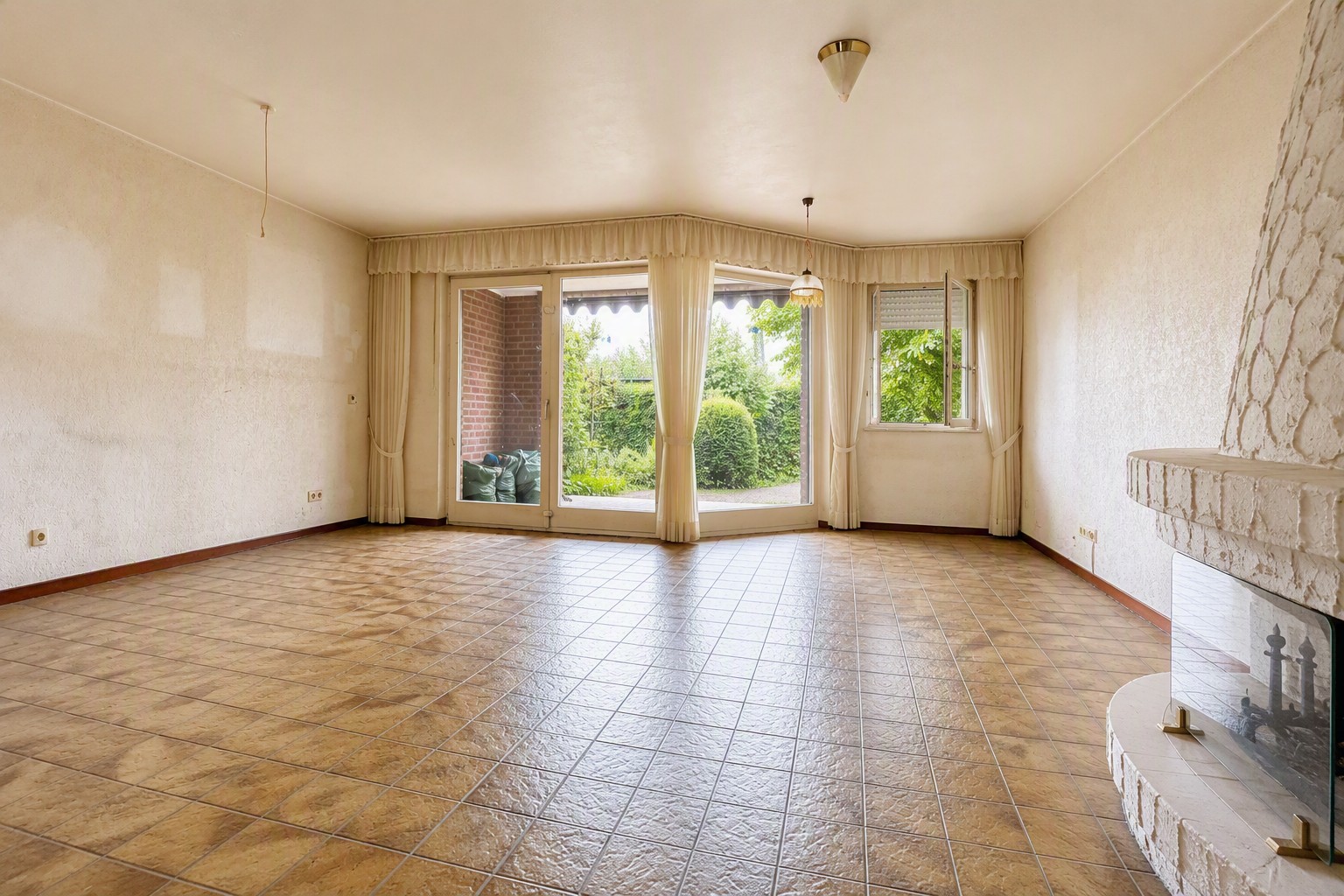 Immobilie Nr.0589 - Reihenmittelhaus - Bild 3.jpg