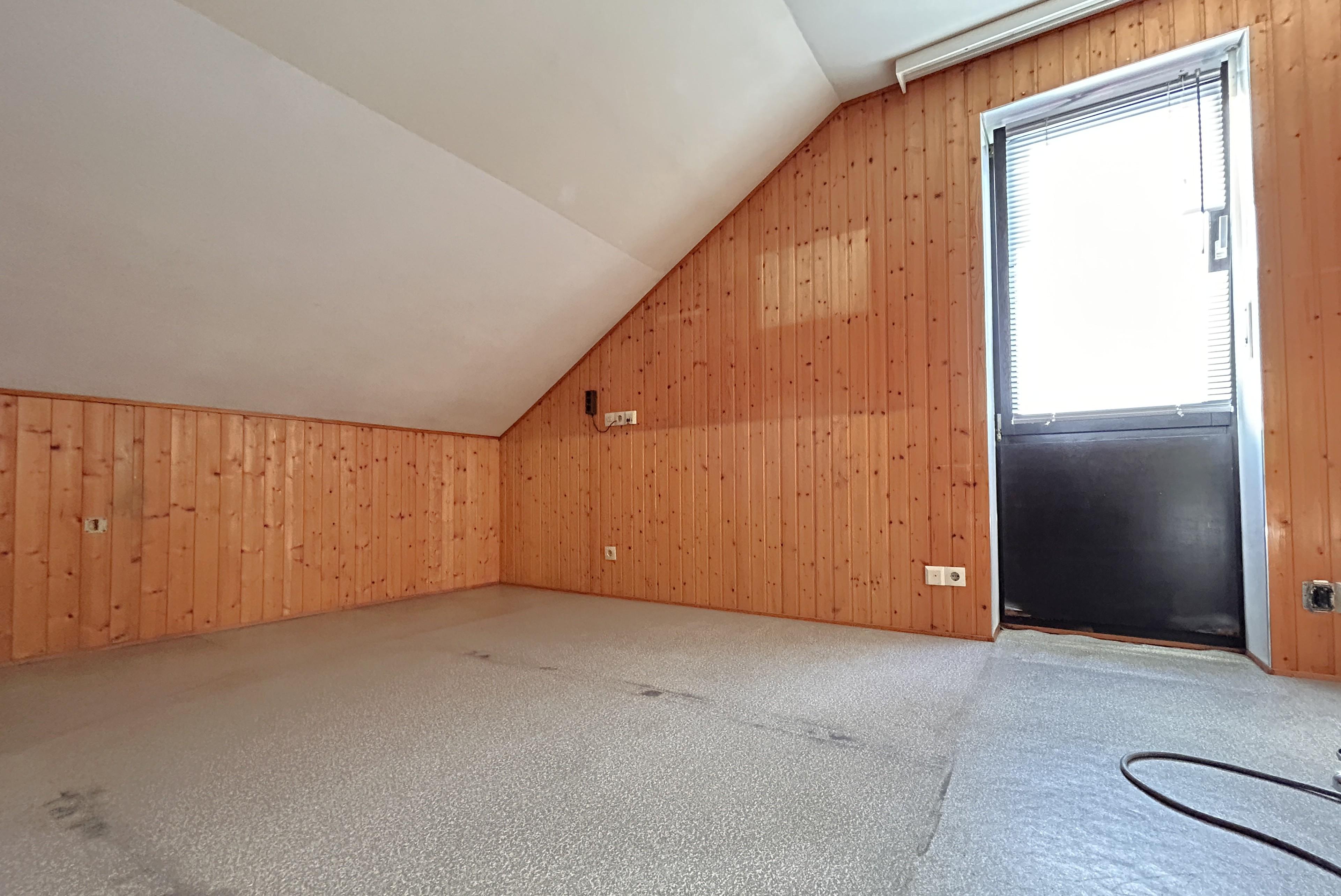 Immobilie Nr.0623 - Reihenendhaus - Bild 12.jpg