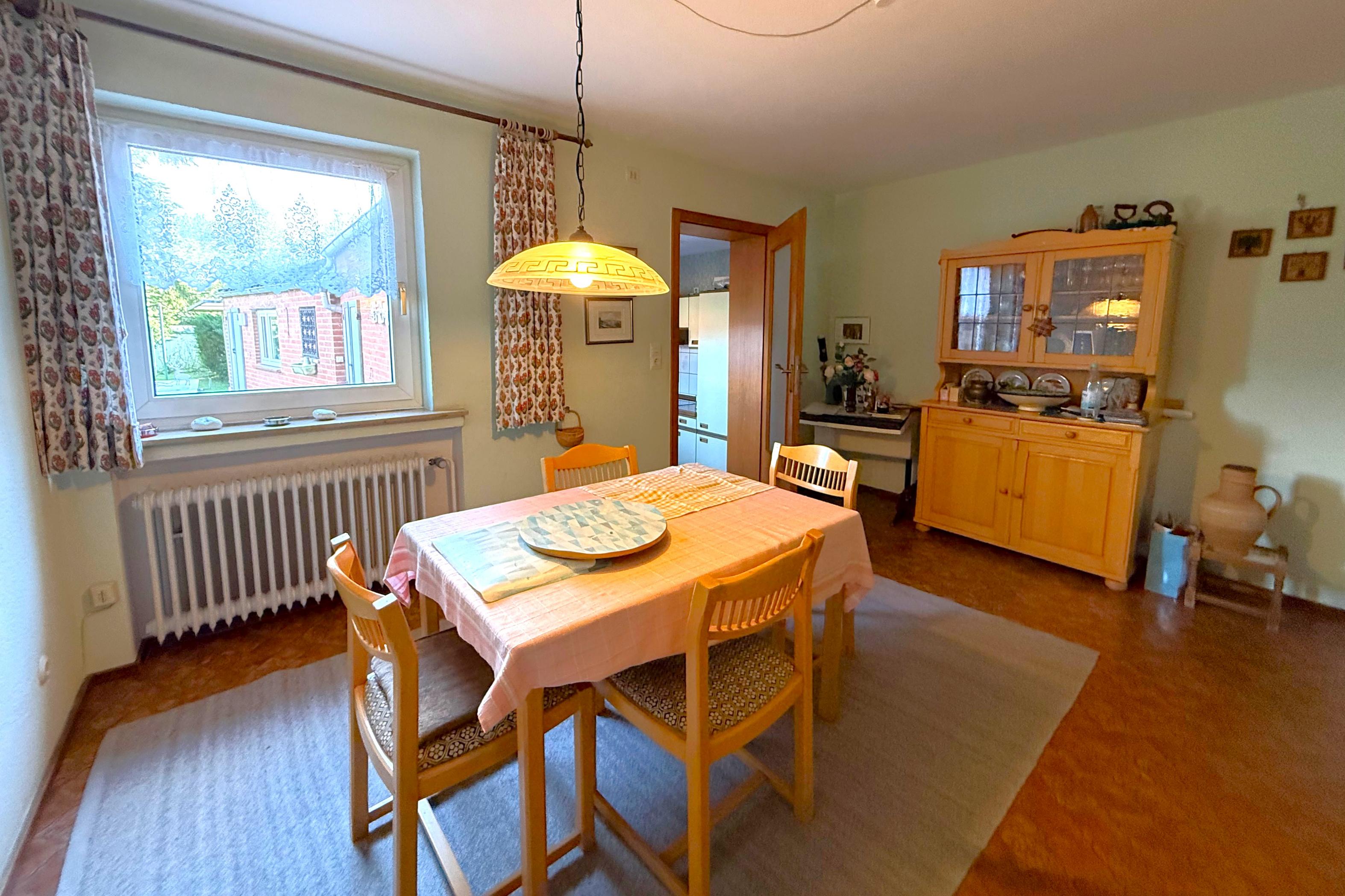 Immobilie Nr.0630 - Einfamilienhaus als Doppelhaushälfte - Bild 4.jpg