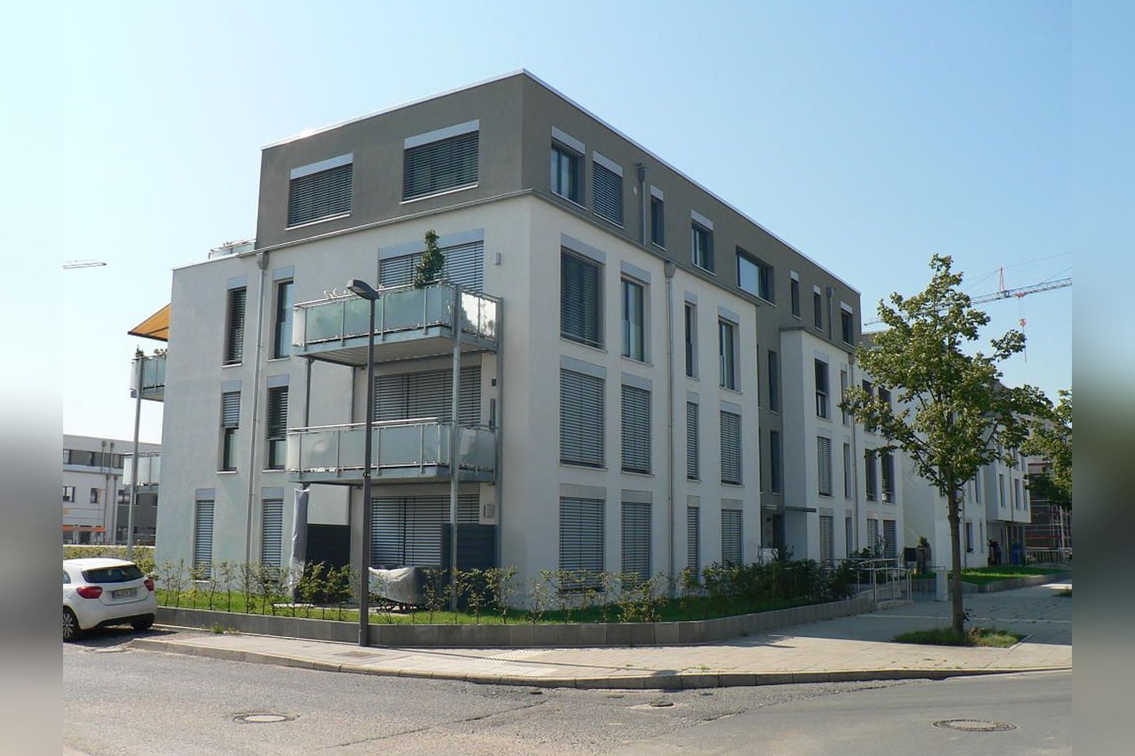 Immobilie Nr.Köln 004.1 - 4-Zimmer-EG-Wohnung mit Terrasse, Garten und TG-Stellplatz - Bild 11.jpg
